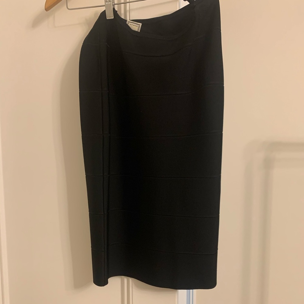 Herve leger black pencil skirt